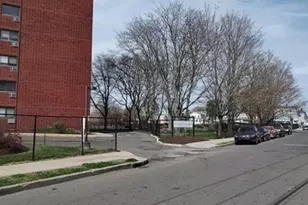 592 Norman St, Bridgeport, CT 06605 - Photo 16