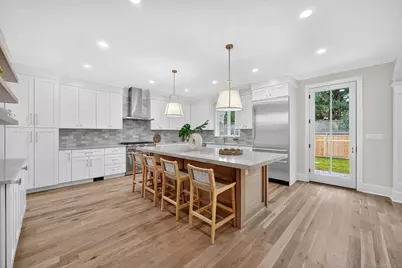 33 Middlebrook Place, Fairfield, CT 06824 - Photo 10