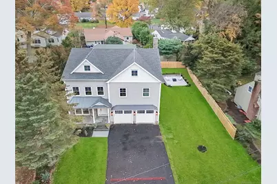 33 Middlebrook Place, Fairfield, CT 06824 - Photo 4