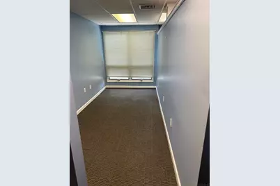 516 Vauxhall Street, New London, CT 06320 - Photo 36