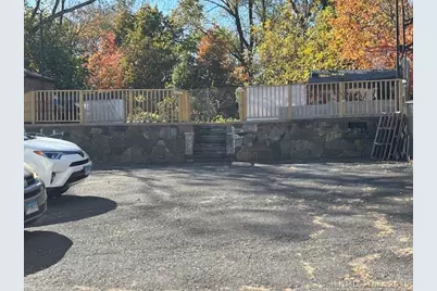 111 Parkview Avenue #1, Bridgeport, CT 06606 - Photo 6