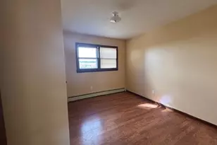 111 Parkview Ave, Bridgeport, CT 06606 - Photo 16