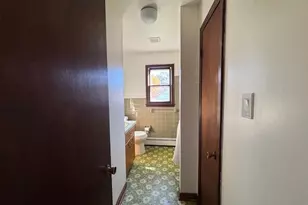 111 Parkview Ave, Bridgeport, CT 06606 - Photo 18