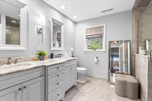 32 Justine Dr, North Haven, CT 06473 - Photo 14