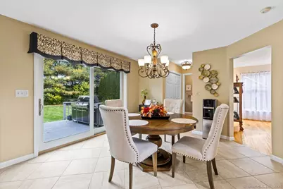 32 Justine Drive, North Haven, CT 06473 - Photo 10