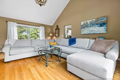 32 Justine Drive, North Haven, CT 06473 - Photo 26