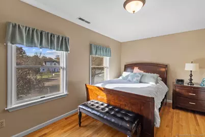 32 Justine Drive, North Haven, CT 06473 - Photo 18