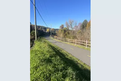 68 Tariffville Road, Bloomfield, CT 06002 - Photo 4