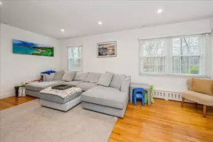 42 Hannahs Rd, Stamford, CT 06903 - Photo 8