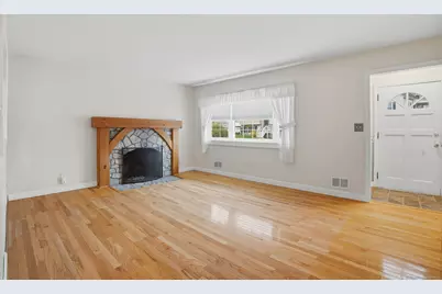 25 South Street, Ansonia, CT 06401 - Photo 6