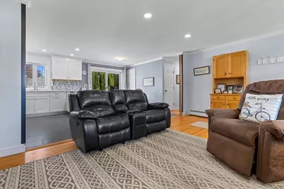 255 Maplewood Avenue, Milford, CT 06460 - Photo 16