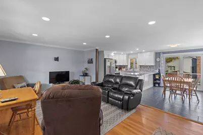 255 Maplewood Avenue, Milford, CT 06460 - Photo 14