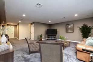 206 Deerfield Ln, Orange, CT 06477 - Photo 24