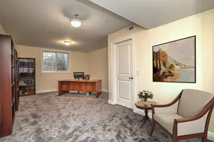 206 Deerfield Ln, Orange, CT 06477 - Photo 26