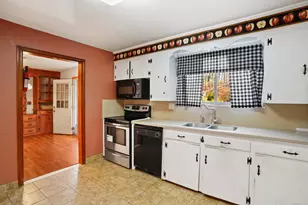 6 Windaway Rd, Bethel, CT 06801 - Photo 6