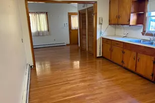 35 Butler St, Waterbury, CT 06704 - Photo 12