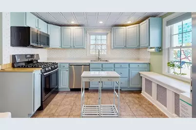 70 Lawlor Street, Waterbury, CT 06708 - Photo 4