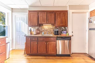 105 Ardmore Rd, West Hartford, CT 06119 - Photo 6