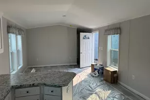 123 McQuillan Dr, Milford, CT 06460 - Photo 2