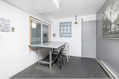 393 Laurel Avenue #APT 203, Bridgeport, CT 06605 - Photo 32