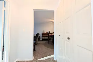 393 Laurel Ave, Bridgeport, CT 06605 - Photo 24