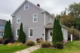 26 Grove St, Trumbull, CT 06611 - Photo 1