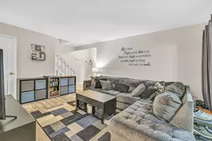 132 Country Pl, Shelton, CT 06484 - Photo 10