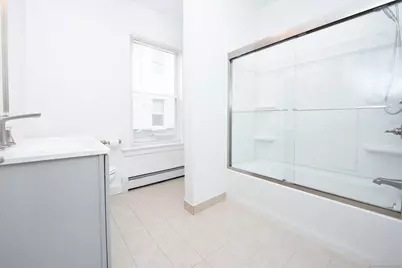 527 East Main Street #2nd floor Right, Bridgeport, CT 06608 - Photo 18