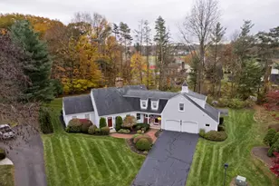 41 Huckleberry Hollow, Suffield, CT 06078 - Photo 2