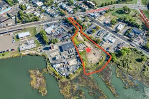 194 Ella T Grasso Blvd, New Haven, CT 06519 - Photo 1