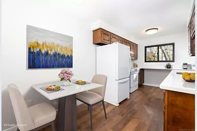 29 Harbour Village #D, Branford, CT 06405 - Photo 12