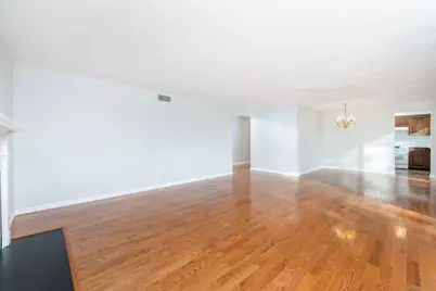 29 Harbour Village #D, Branford, CT 06405 - Photo 8