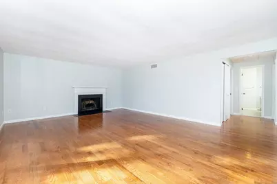 29 Harbour Village #D, Branford, CT 06405 - Photo 6