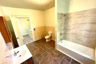 491 Meadow St, Waterbury, CT 06702 - Photo 10