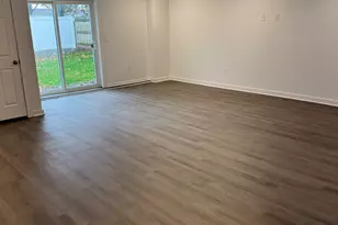 250 Dayton Rd, Bridgeport, CT 06606 - Photo 18