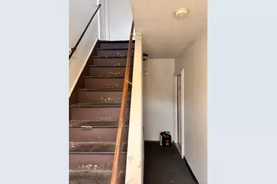 122 Willow Street, Meriden, CT 06450 - Photo 12