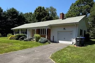 5 Stonehedge Ln, Bolton, CT 06043 - Photo 2