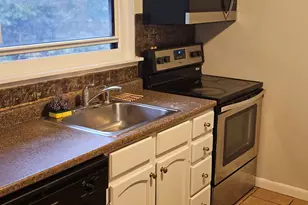 474 Oak Ave, Cheshire, CT 06410 - Photo 8