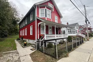 39 Pearl St, Groton, CT 06355 - Photo 1