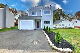 12 Linda St, West Haven, CT 06516 - Photo 1