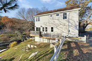 276 Niantic River Rd, Waterford, CT 06385 - Photo 4