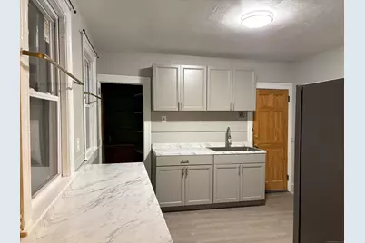 [Address not provided], Hartford, CT 06154 - Photo 2