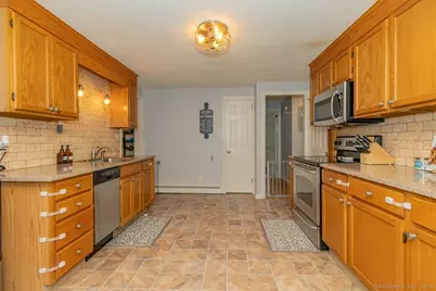 37 Two Stone Drive, Wethersfield, CT 06109 - Photo 8