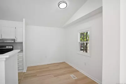 9 Crescent Park Road, Westport, CT 06880 - Photo 14