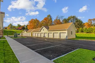 104 Episcopal Rd, Berlin, CT 06037 - Photo 4