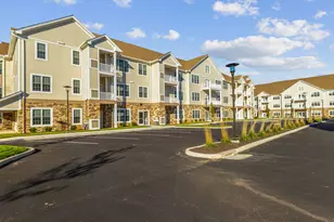 104 Episcopal Rd, Berlin, CT 06037 - Photo 2