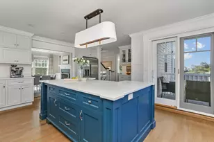 1810 Fairfield Beach Rd, Fairfield, CT 06824 - Photo 14