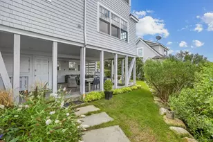 1810 Fairfield Beach Rd, Fairfield, CT 06824 - Photo 30