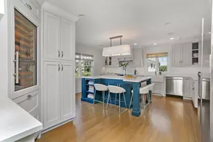 1810 Fairfield Beach Rd, Fairfield, CT 06824 - Photo 10