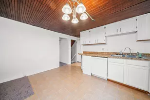 9 Tunxis Pl, Simsbury, CT 06081 - Photo 4